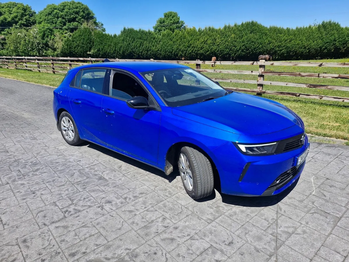 Opel Astra 2024  only 645 kms - Image 1