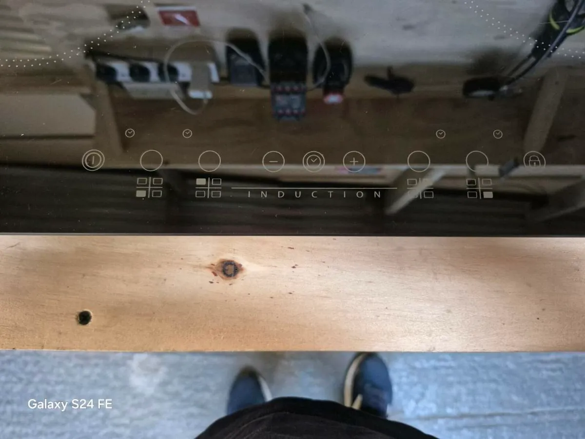 Whirlpool induction hob - Image 3