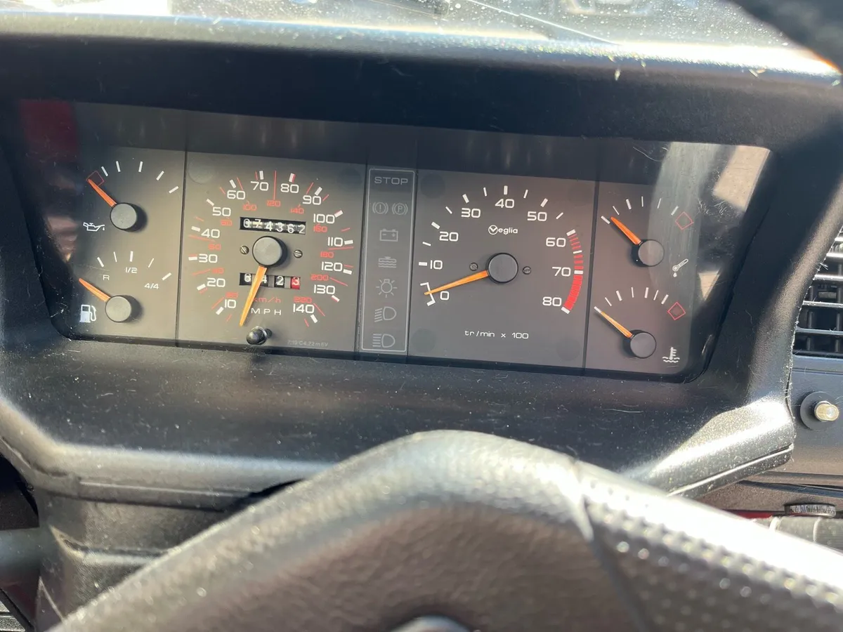 Peugeot 205 Cti - Image 3