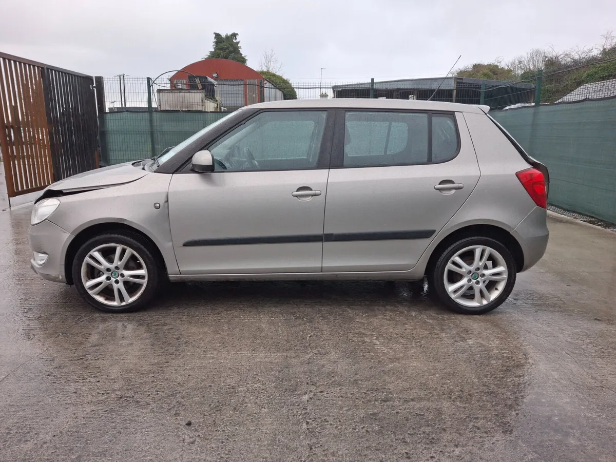 2011 Skoda Fabia  Ambition  1.2 Petrol - Image 4