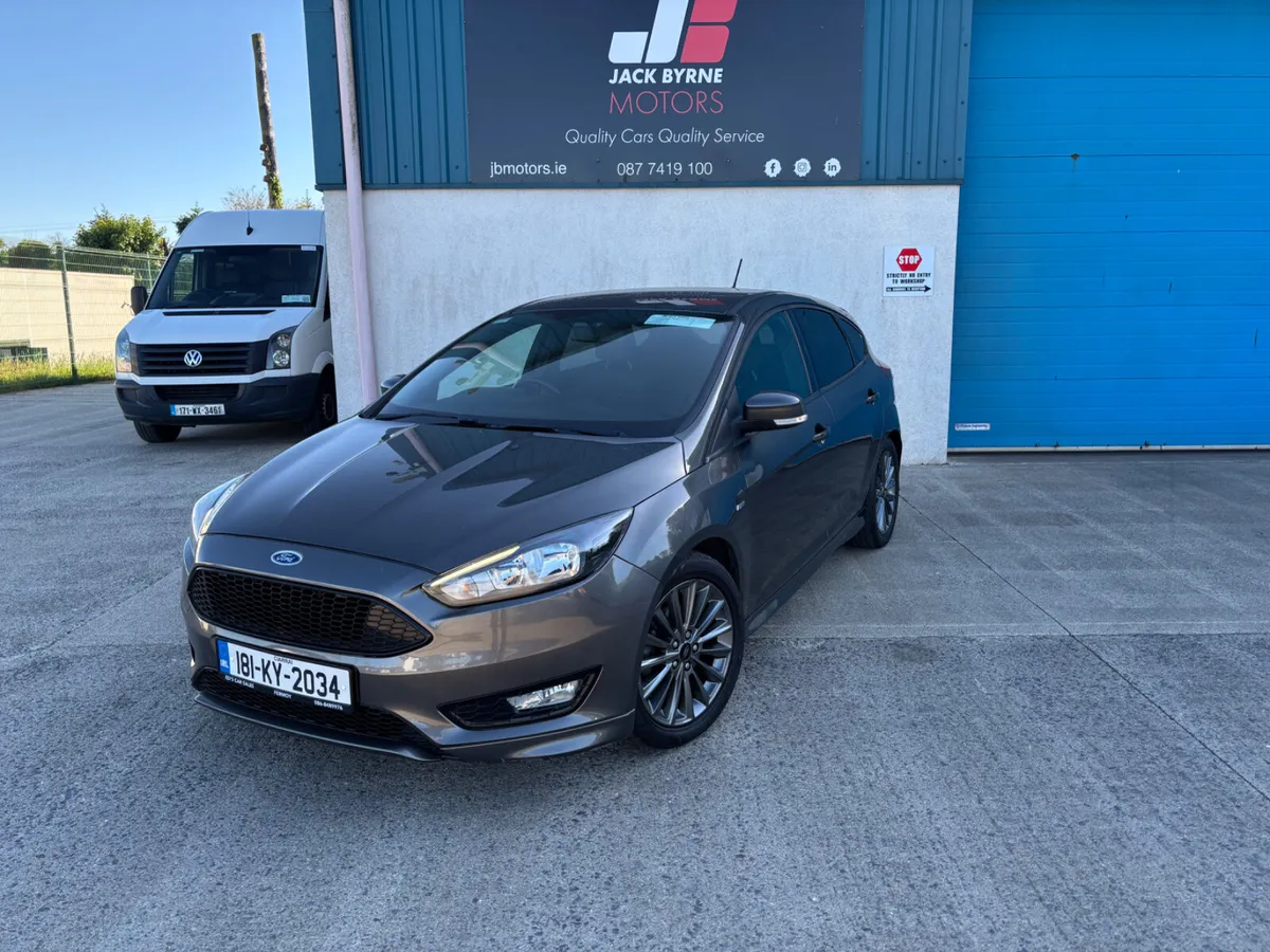 Ford Focus ST-LINE ARRIVING SOON