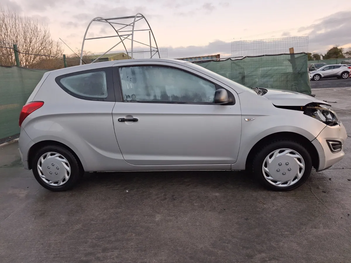 2012 Hyundai i20 1.3L Petrol - Image 3