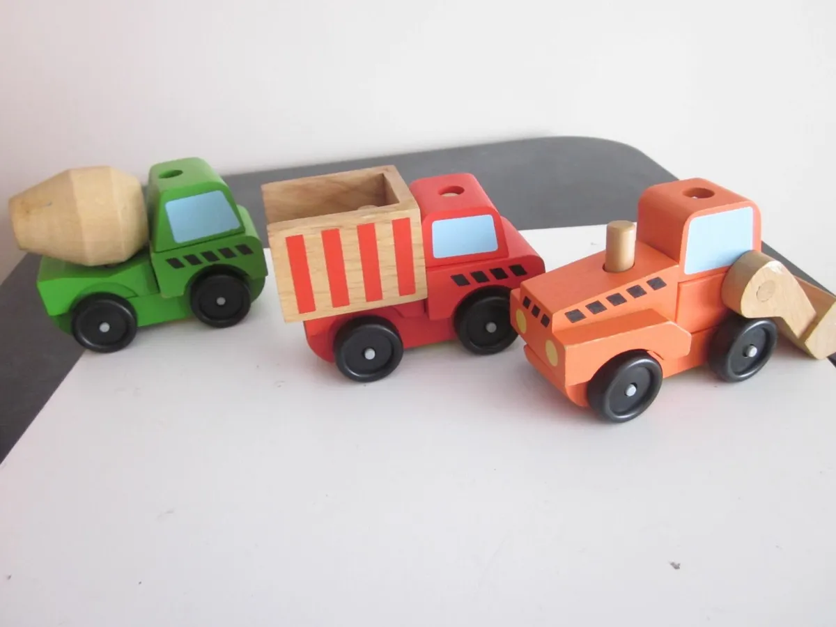 Melissa & Doug  Stacking Construction VehiclesWood - Image 3