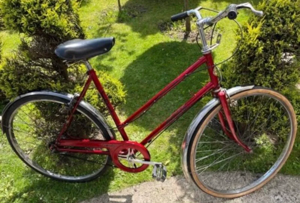 Hercules lady’s bike