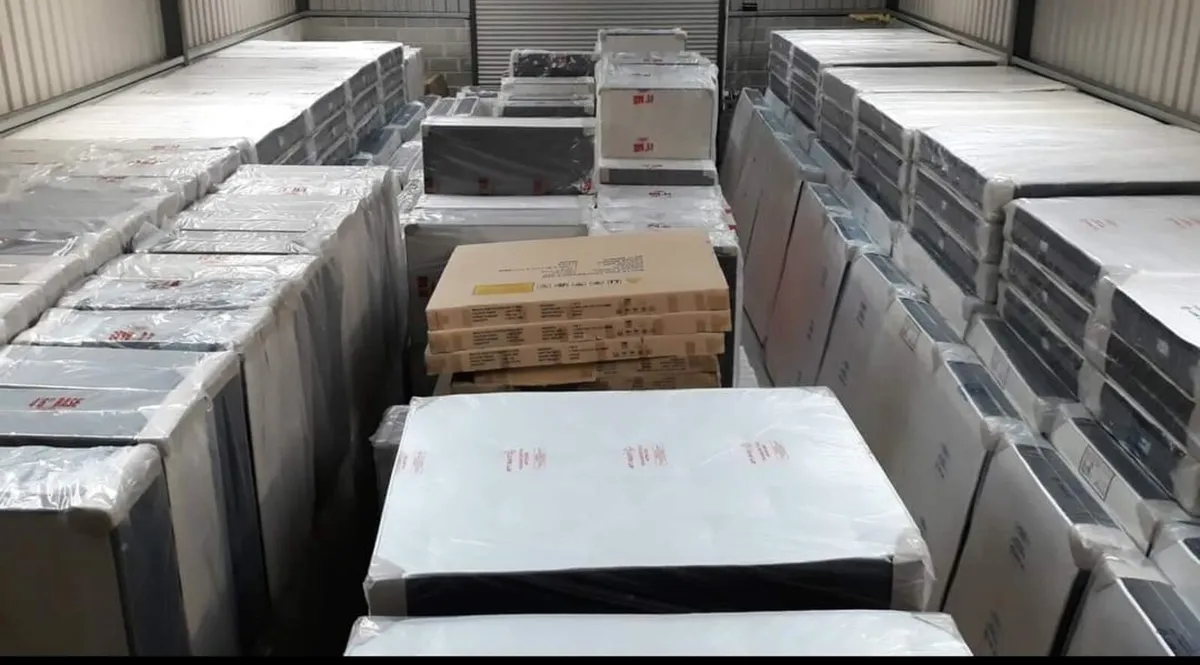 Brand New Memory Foam Mattresses – On Sale Now!
Av - Image 2