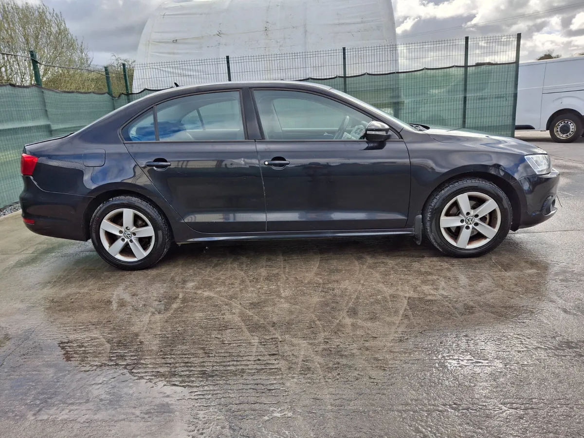2013 Volkswagen Jetta 1.6 TDI - Image 3
