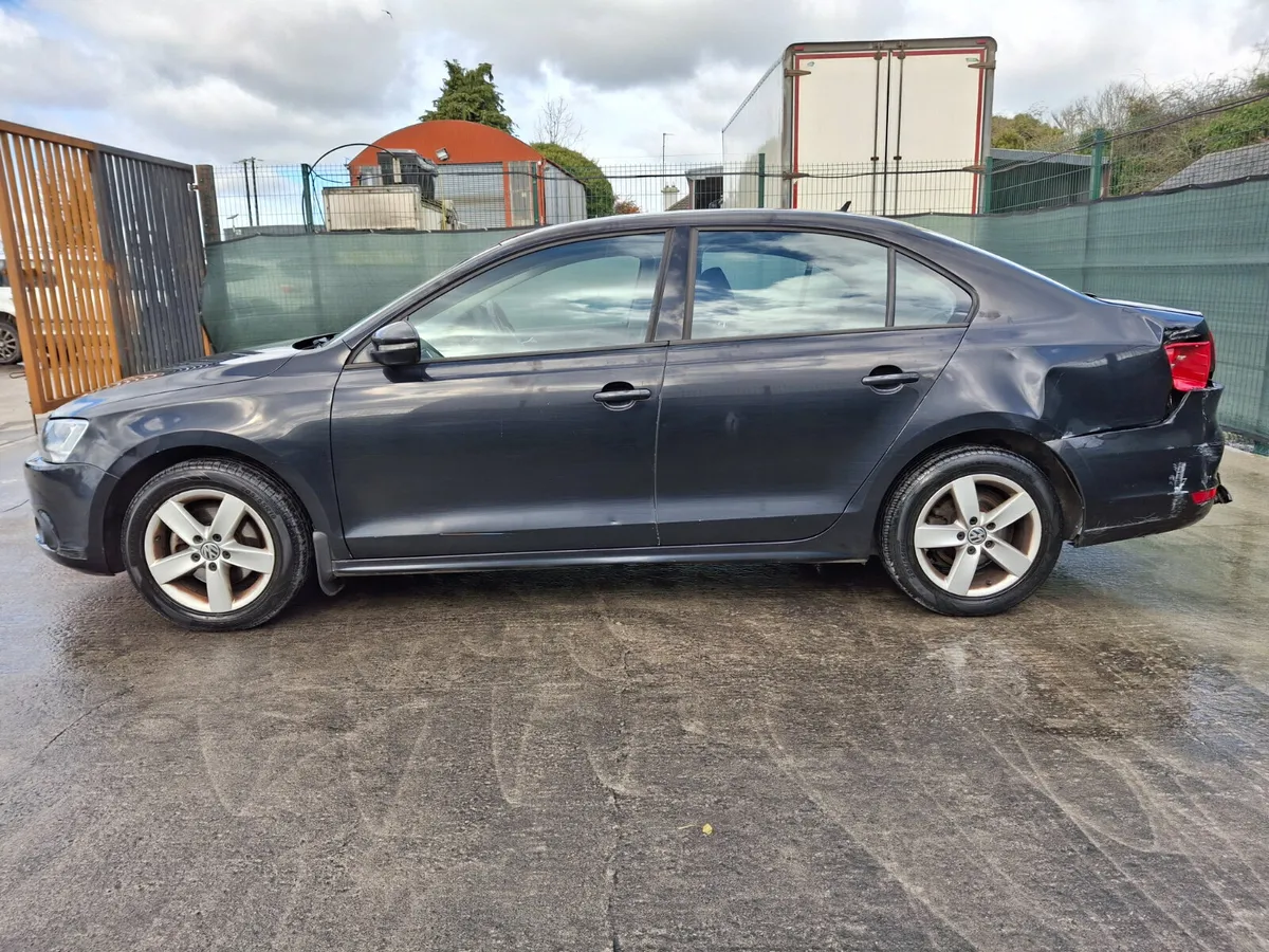 2013 Volkswagen Jetta 1.6 TDI - Image 4