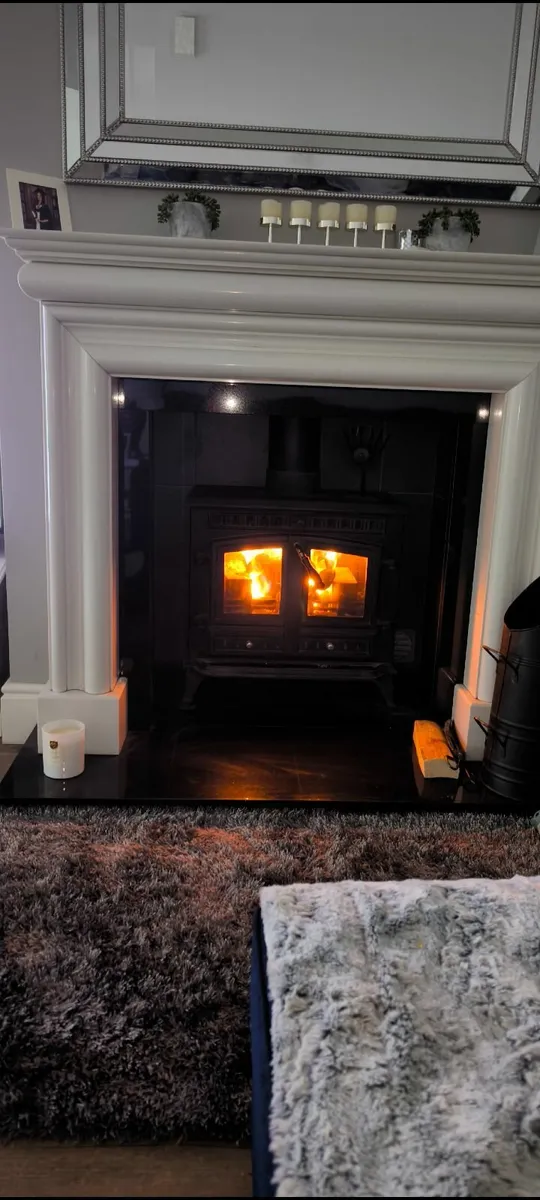 Solid fuel stove - Image 2
