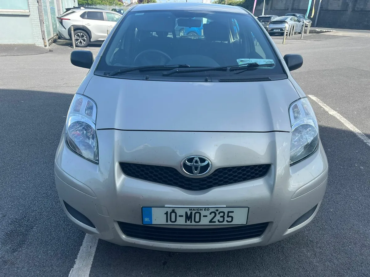 2010 Toyota Yaris 127kns!!! - Image 2