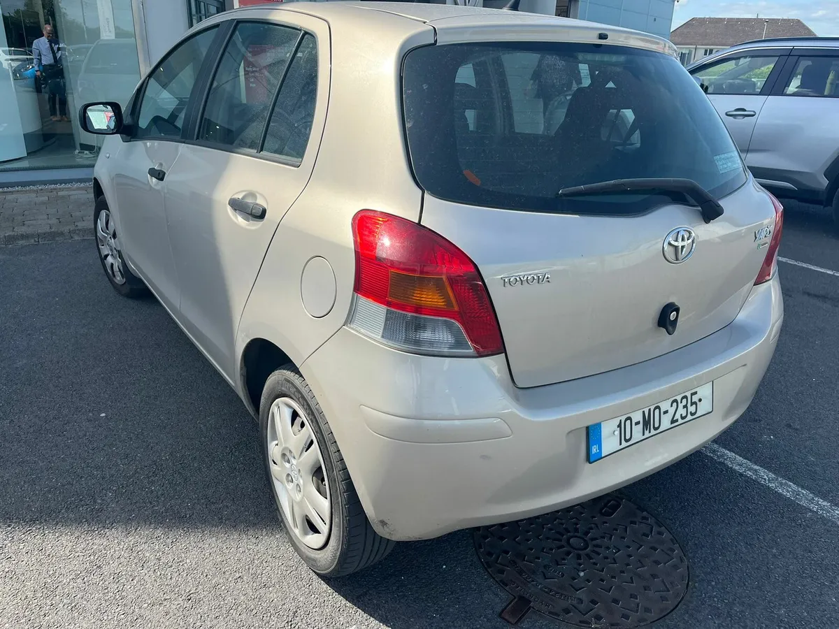 2010 Toyota Yaris 127kns!!! - Image 4