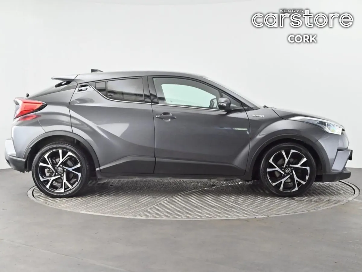 Toyota C-HR 1.8 Hybrid Sport - Image 3
