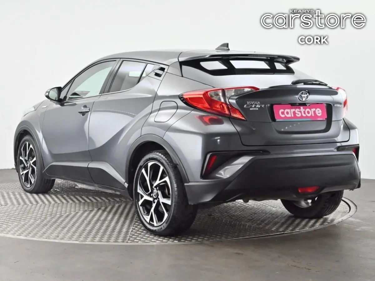 Toyota C-HR 1.8 Hybrid Sport - Image 4