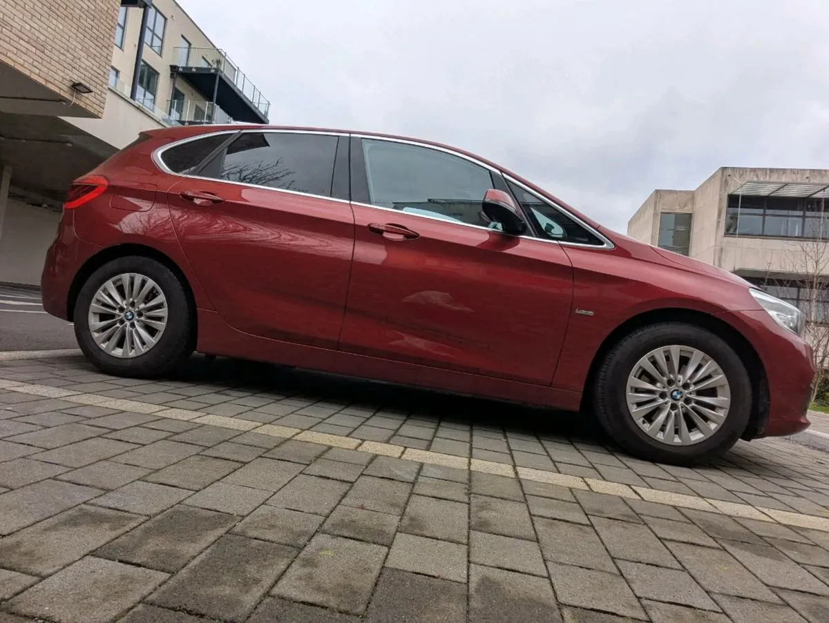 BMW 218i Luxury Model – TOP SPEC | Low Mileage - Image 3