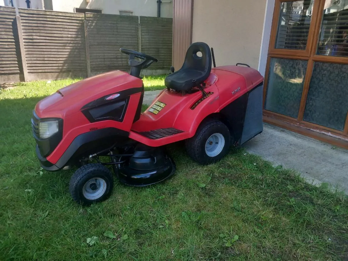 Ride on lawnmower - Image 2