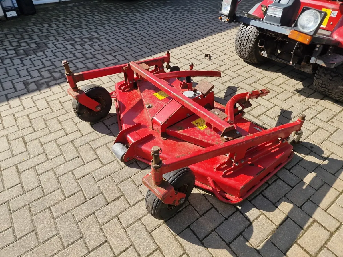 Shibaura outfront mower deck ride on lawnmower - Image 3