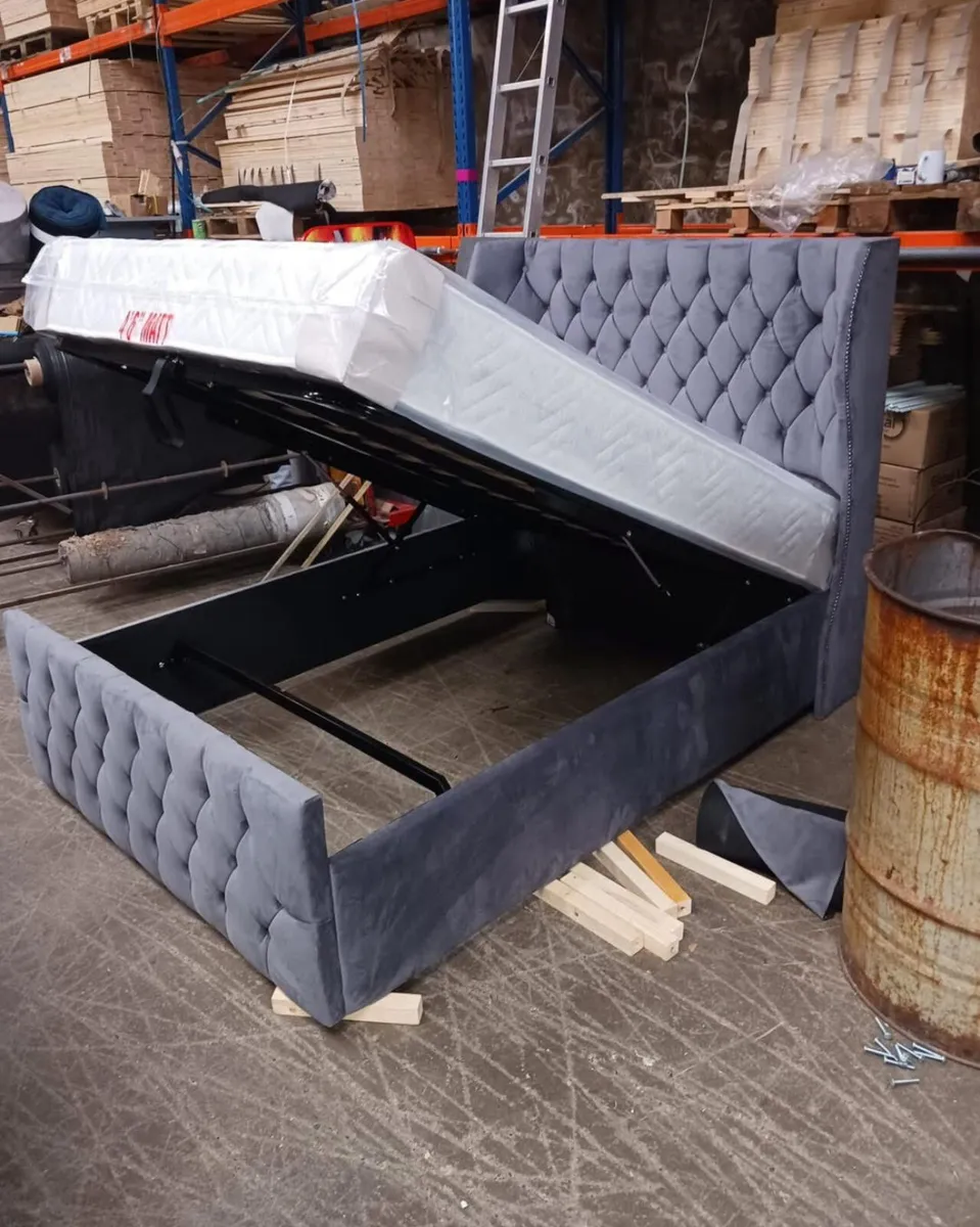 😍all new wingback beds with mattress 😍 - Image 3