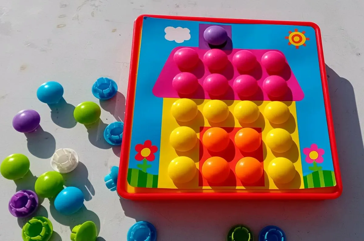 Jumbo Peg Board - Image 1