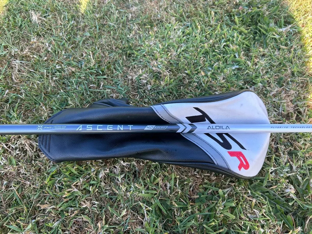 Titleist TSR3 Driver - Image 2