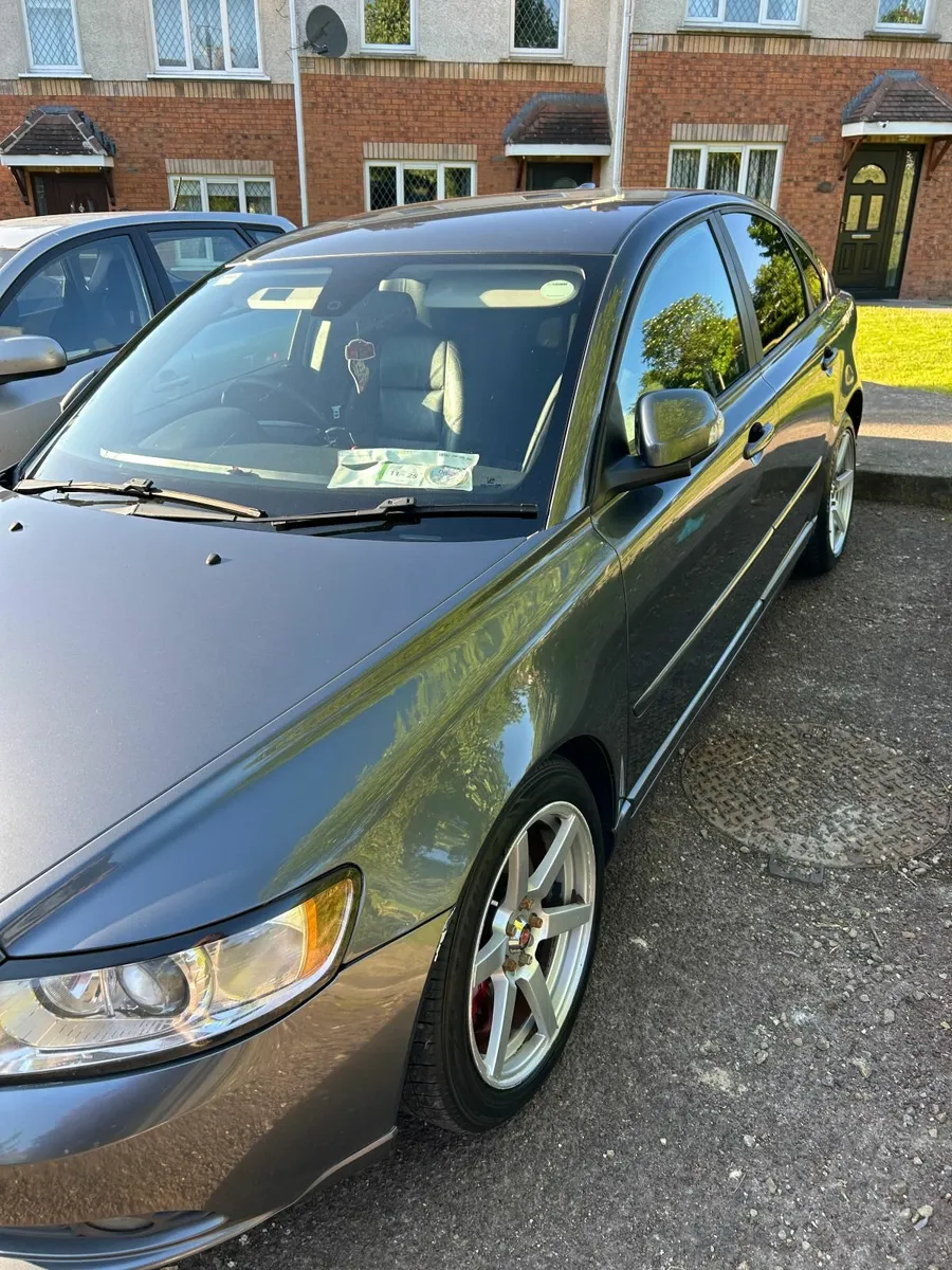 Volvo S40 2011 - Image 2