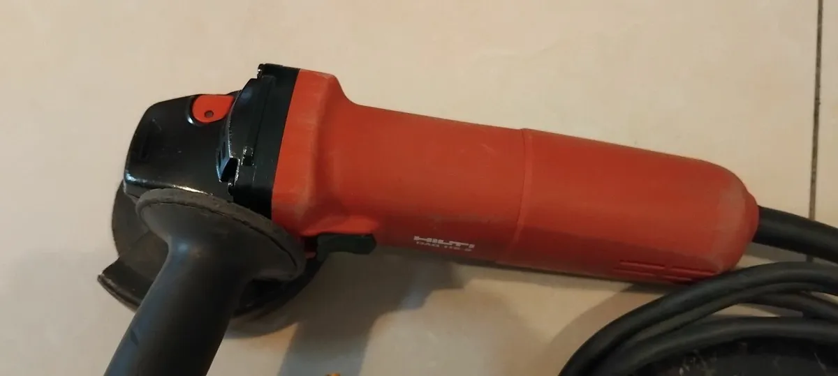 Hilti DAG 115-S Grinder 110v - Image 4