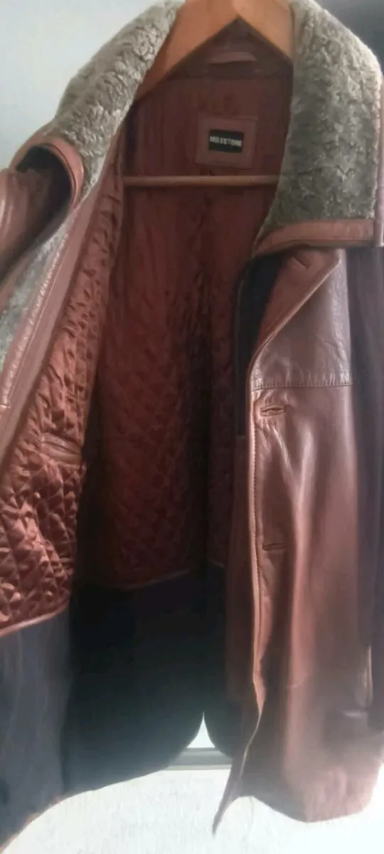 Genuine 100% Leather Jacket - Image 3