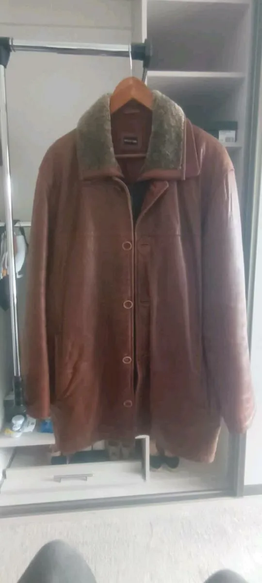 Genuine 100% Leather Jacket - Image 1