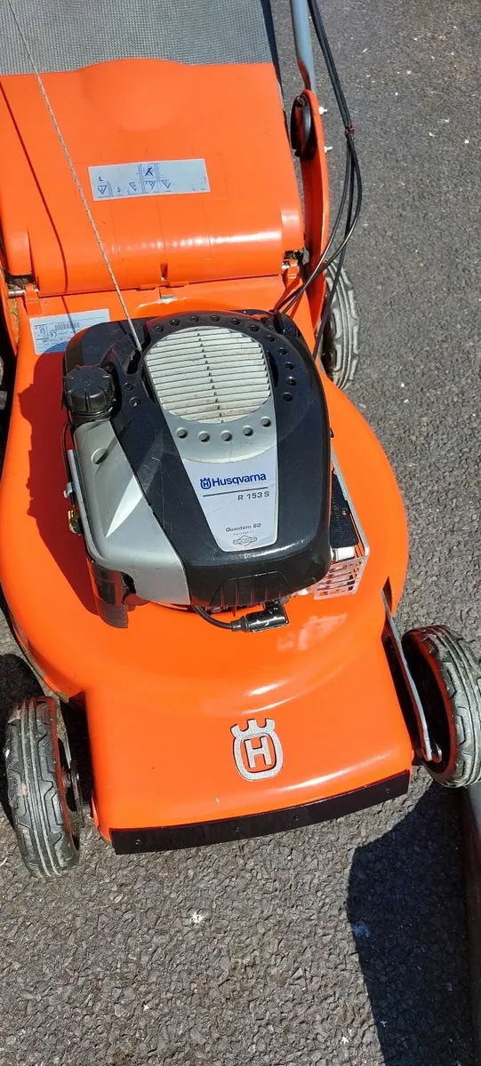 Husqvarna lawnmower self drive. - Image 1