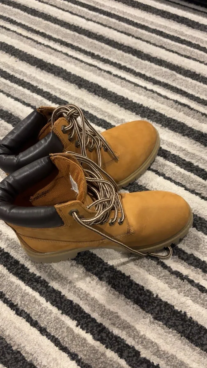 Men’s Boots - Image 2