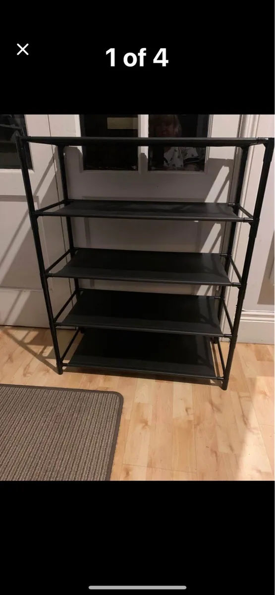 Shoe rack - Image 1