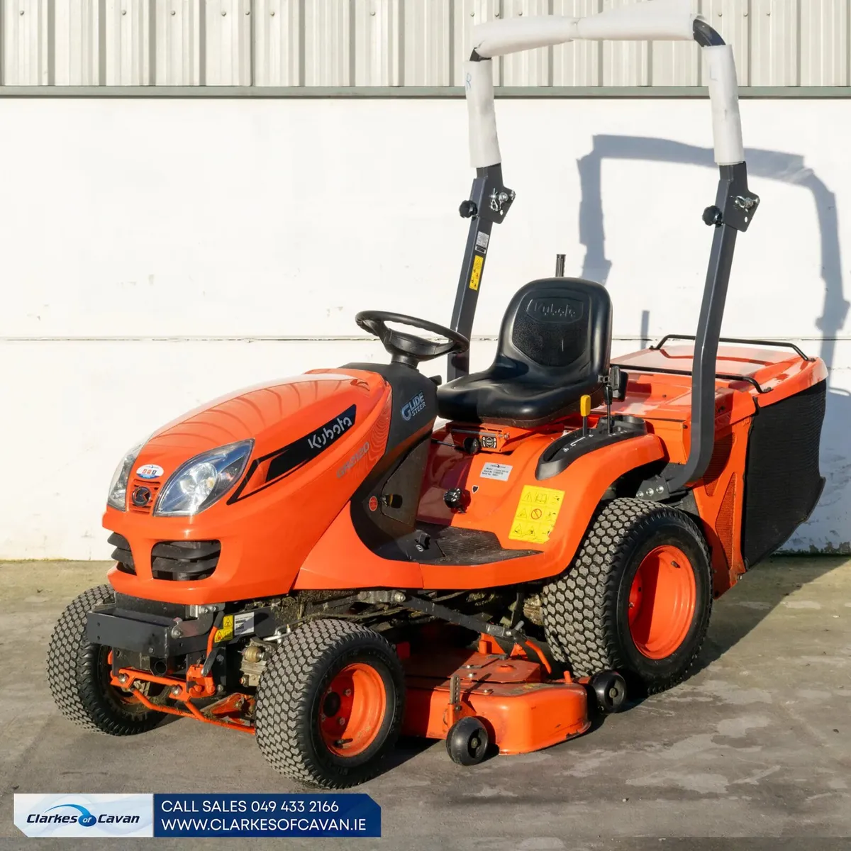 2023 Kubota GR2120 Ride-on Lawnmower - Image 1