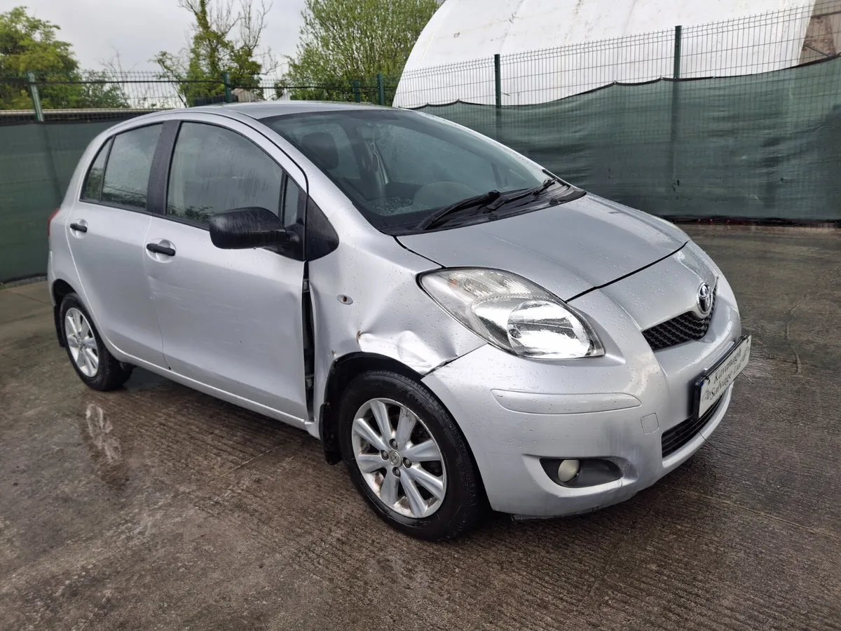 2011 Toyota Yaris  1.0 Petrol - Image 2