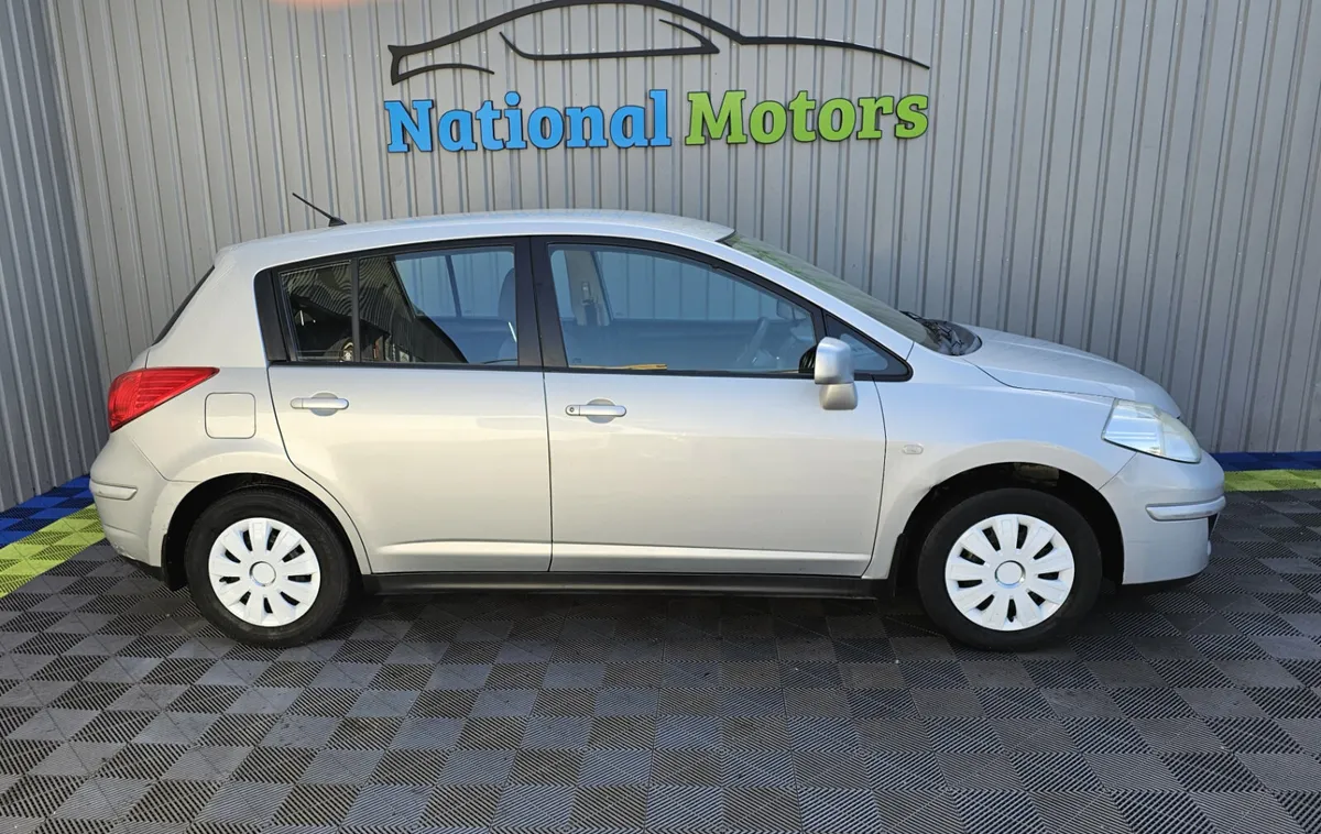 2011 Nissan Tiida Silver 1.5d SE - Image 2
