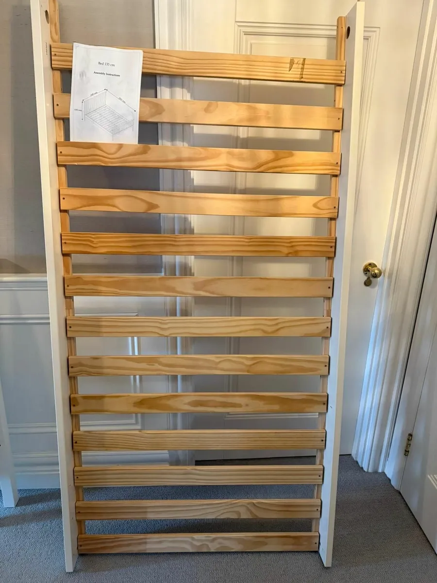 Childrens Bed & Mattress - Image 2