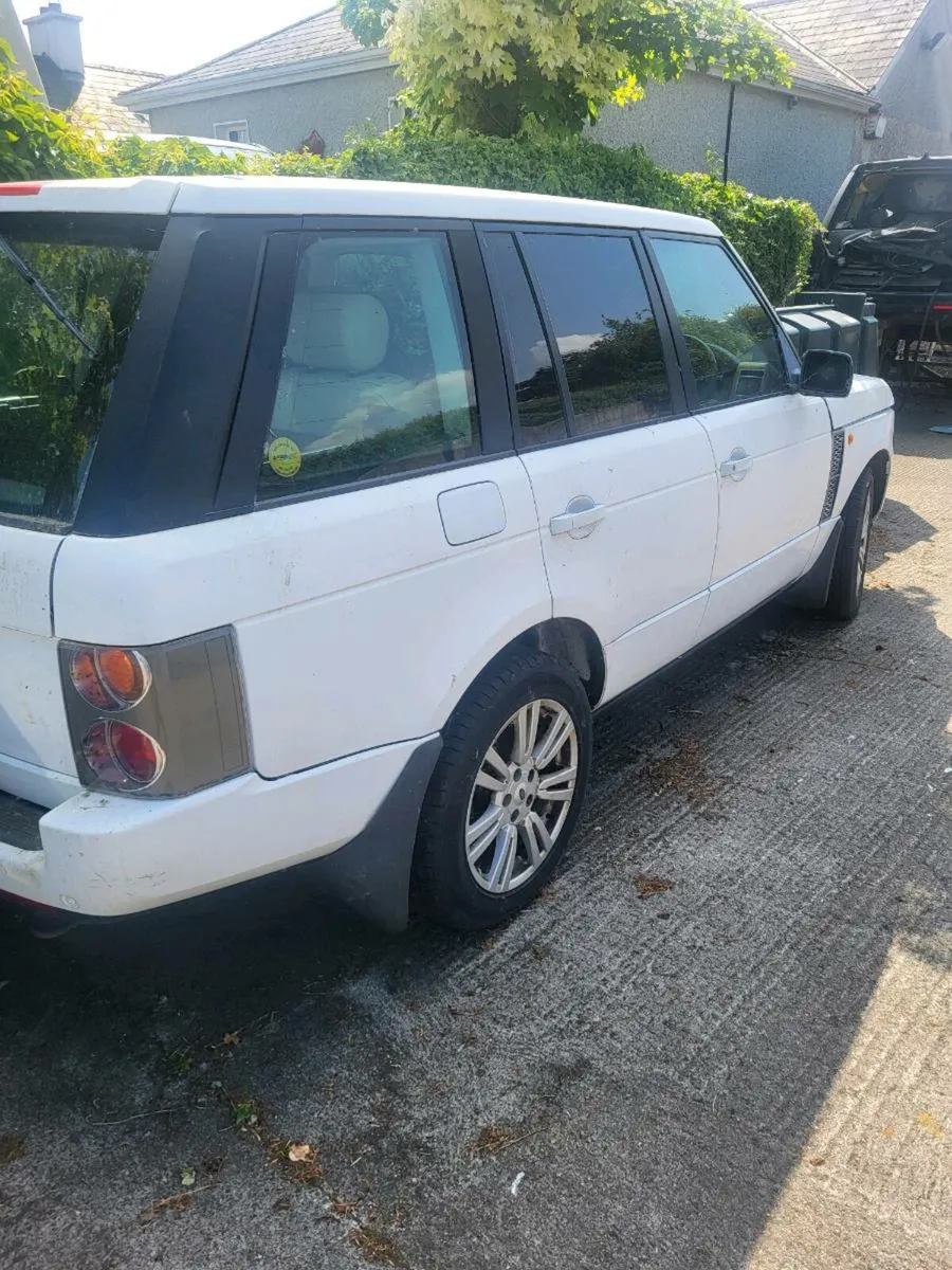 Range rover 4.4 v8 petrol - Image 2
