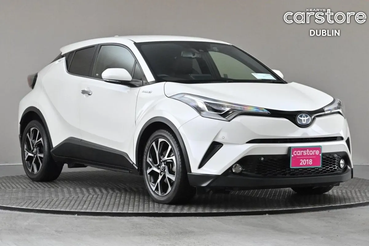 Toyota C-HR 1.8 Hybrid  half Leather reverse Cam - Image 1