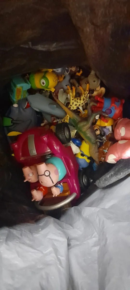 Toys - Image 1