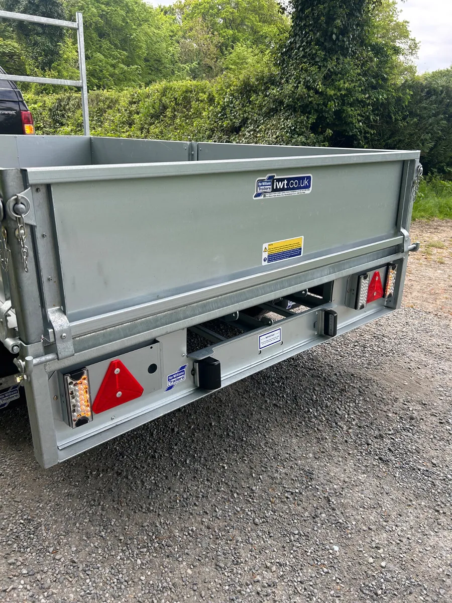 New Ifor Williams 10x5.6 Dropside with LEDs - Image 3