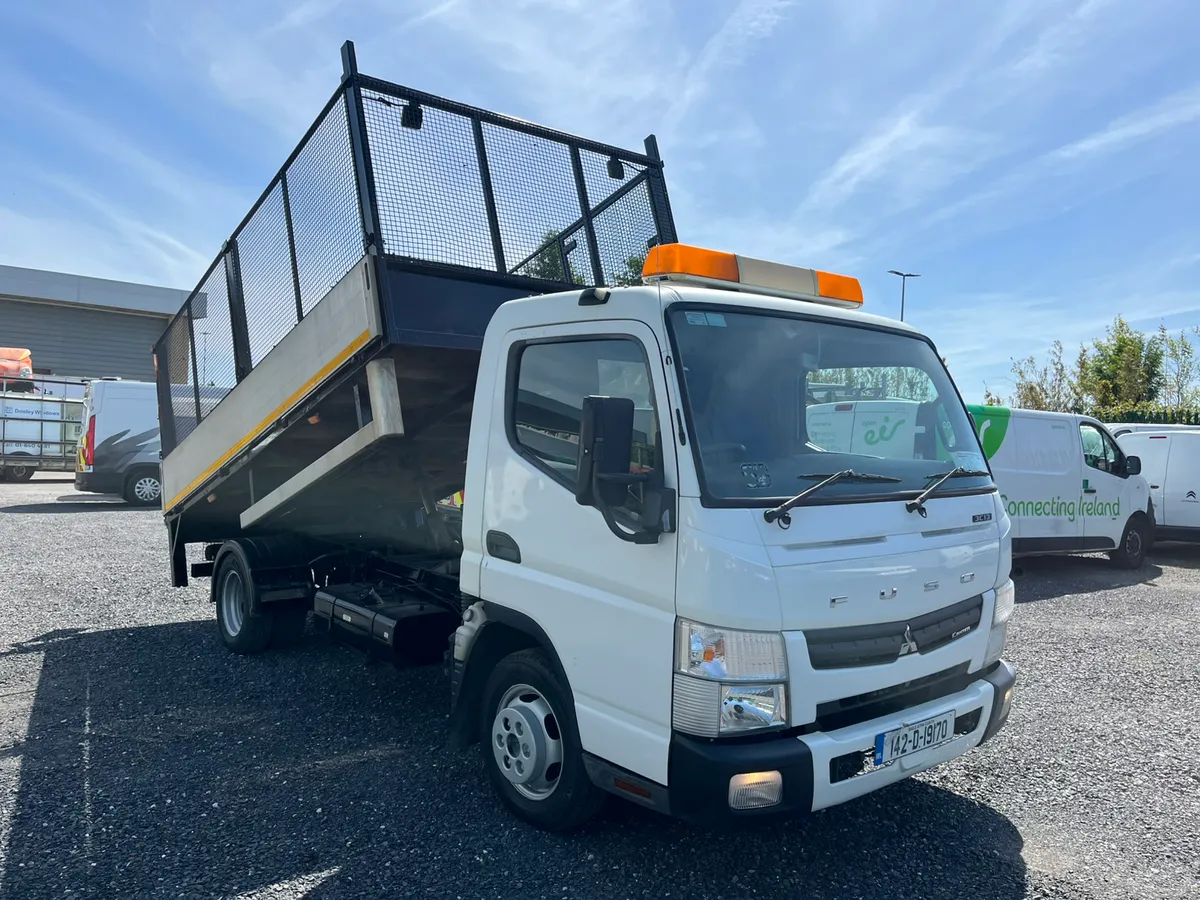 fuso tipper - Image 1