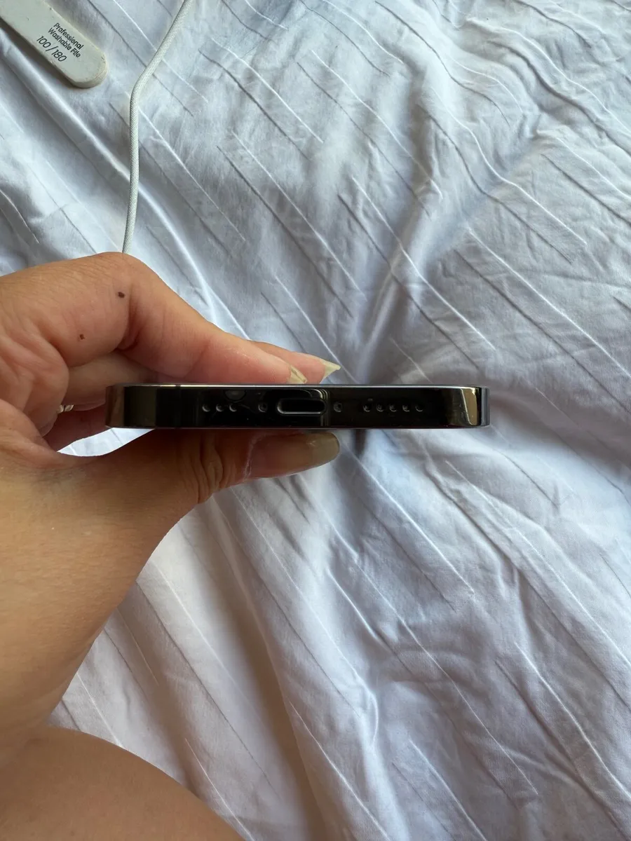 iPhone 13 Pro 128GB - Image 2