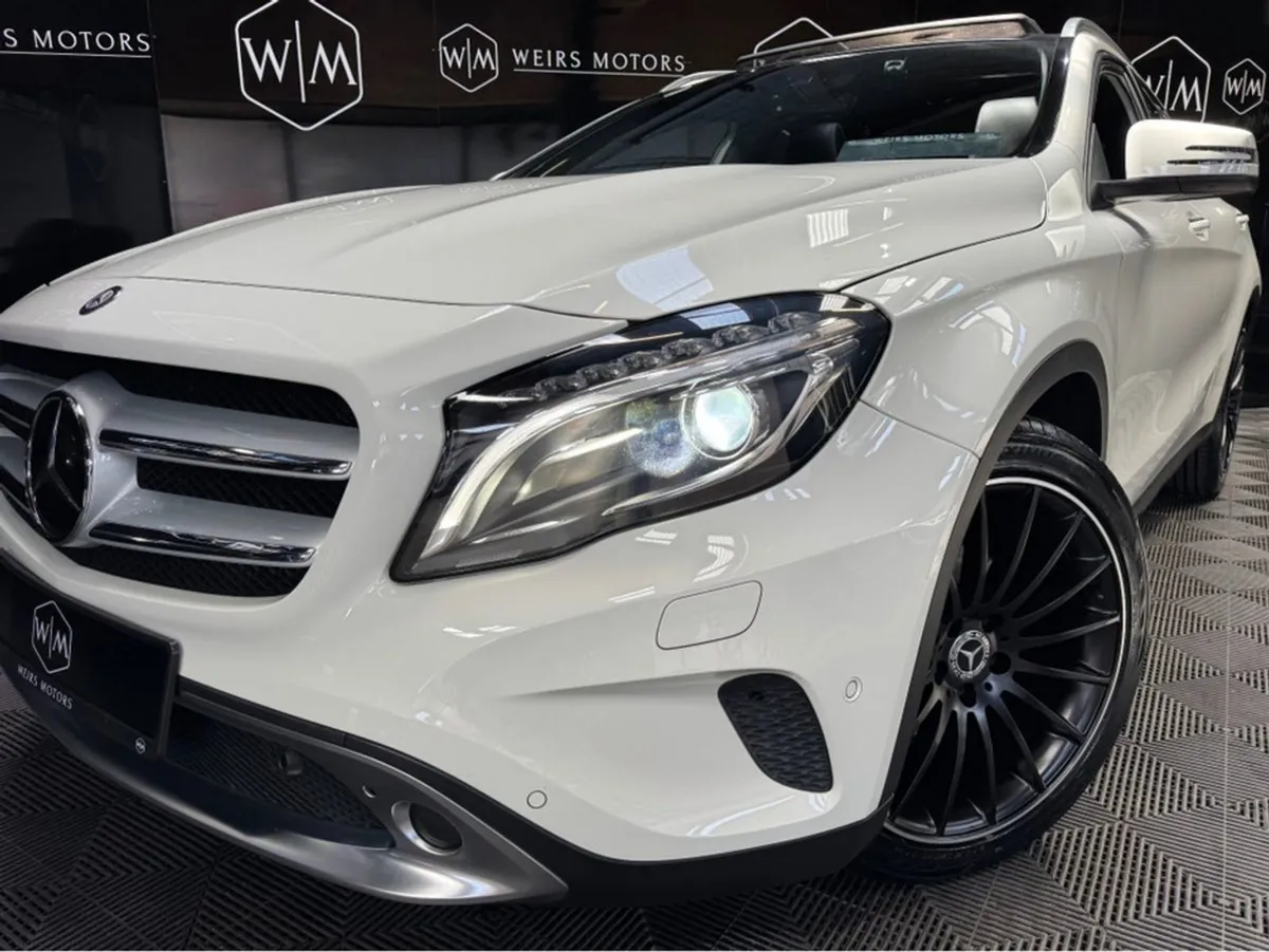 Mercedes-Benz GLA-Class 180 AMG Sport Alloys 4DR - Image 3