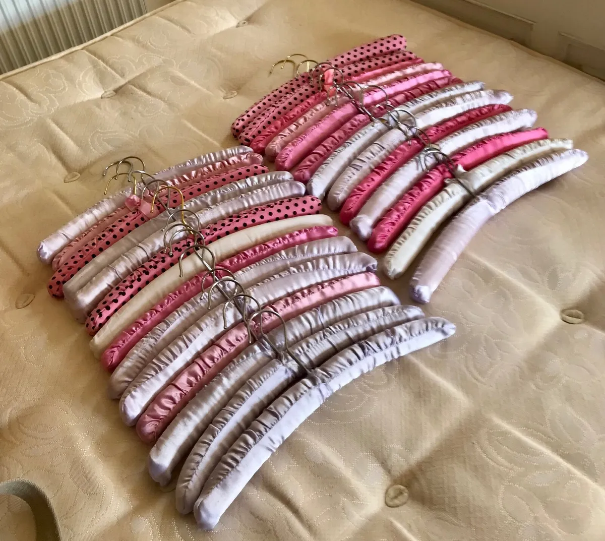 Padded hangers - Image 1