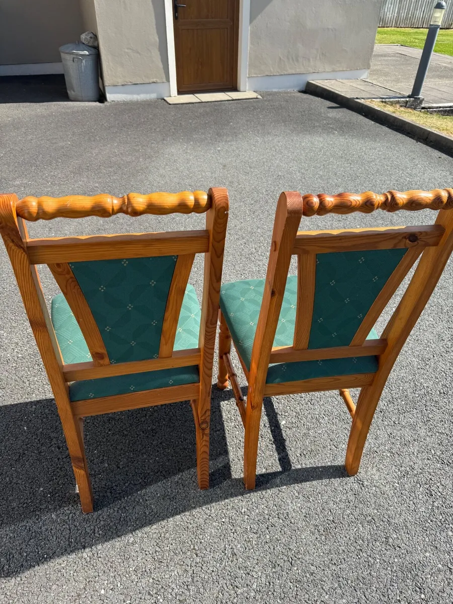 Dining chairs - Image 1
