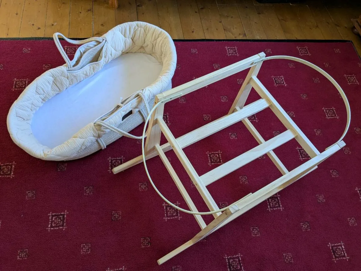 Moses Basket with stand - Image 1