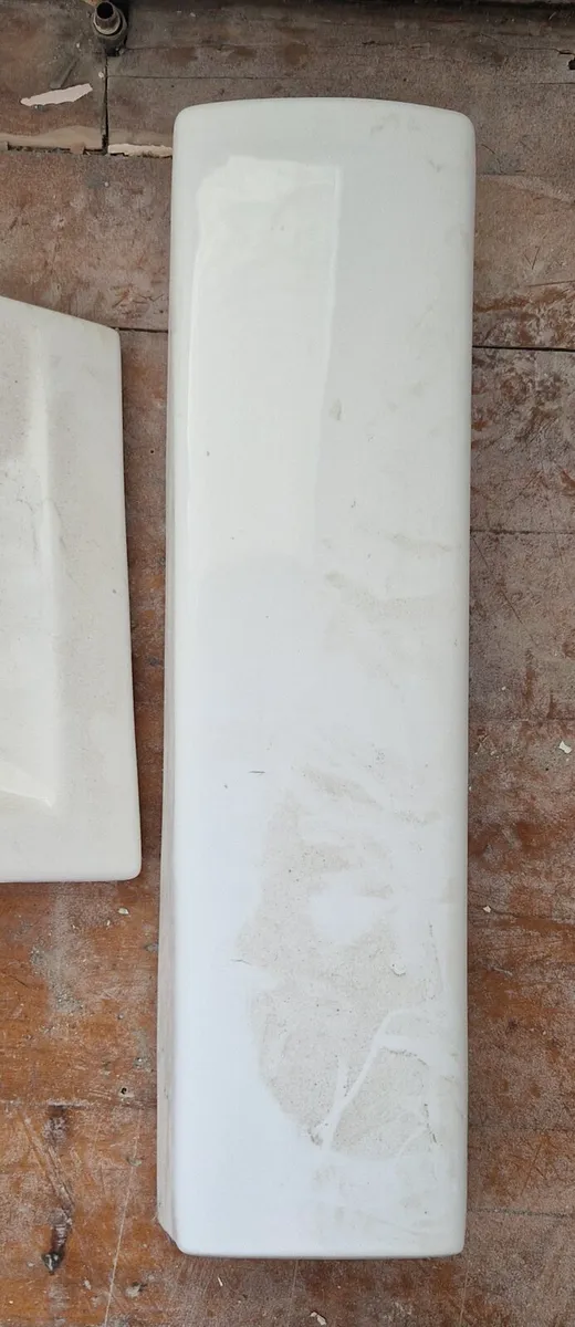Bathroom sink - Image 3