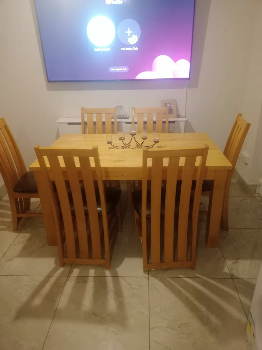 Table and 6 chairs solid wood - Image 3