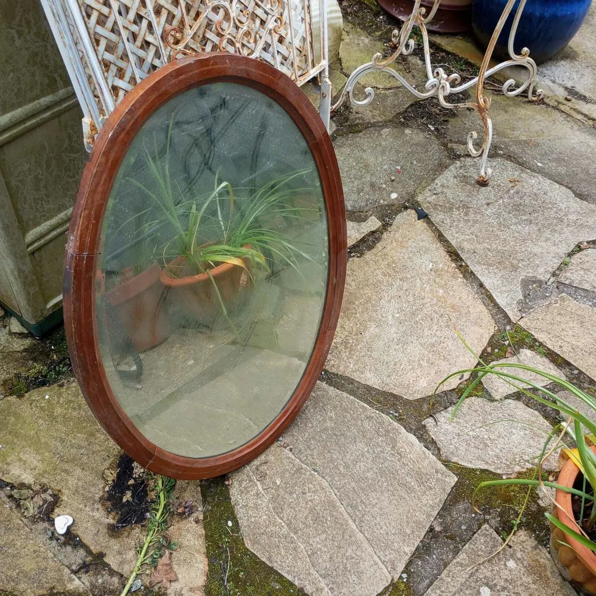 Antique mirror - Image 1