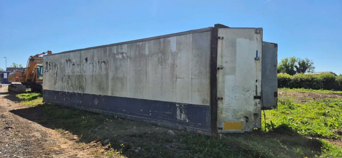 40FT Truck body for storage FREE - Image 1