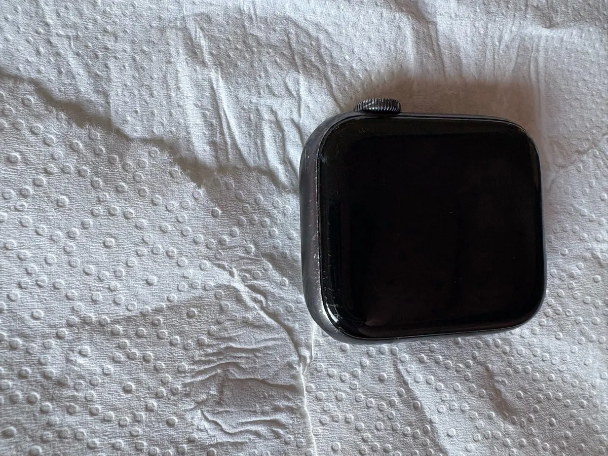 Apple Watch Series 6 - Image 2