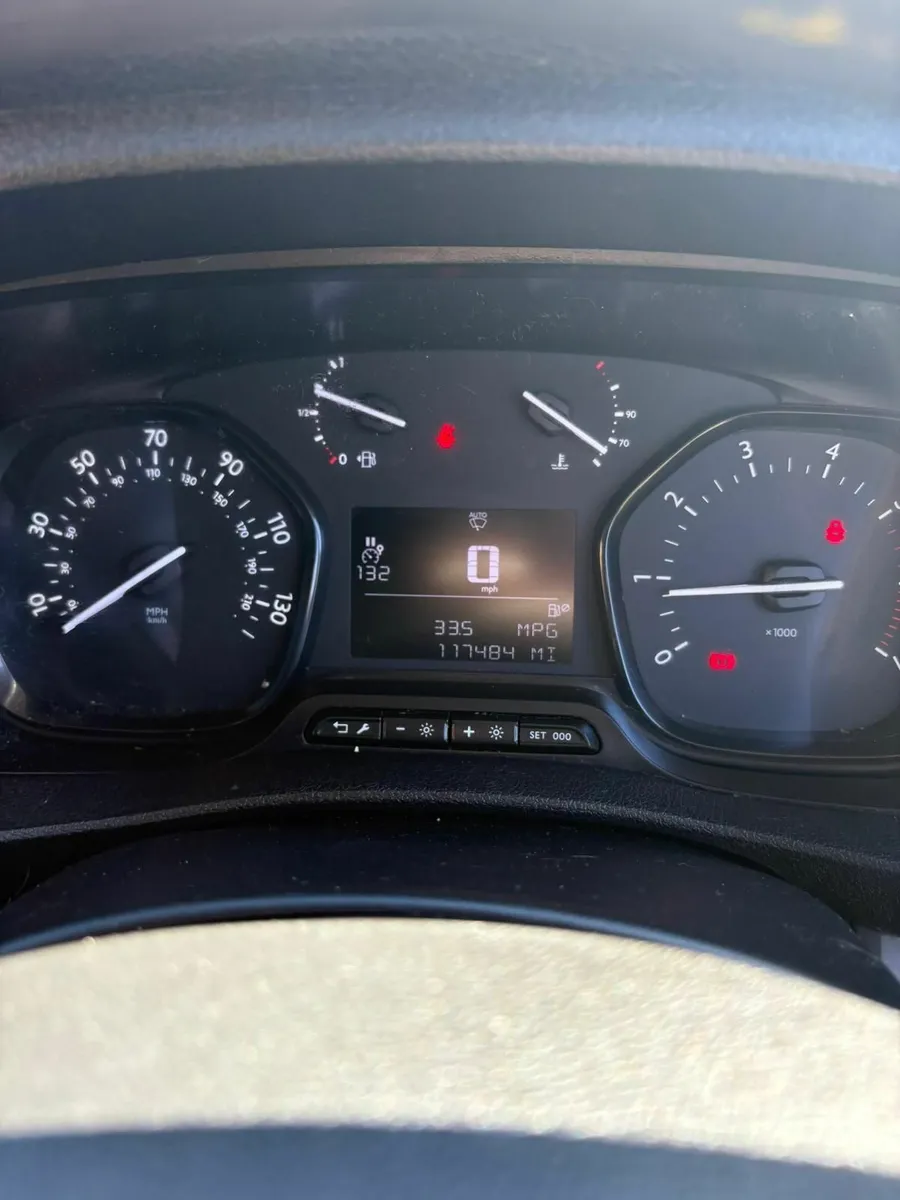 Vauxhall Vivaro Sportive 2019 - Image 4