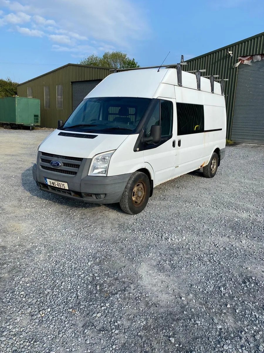 2011 Ford Transit crew cab - Image 1